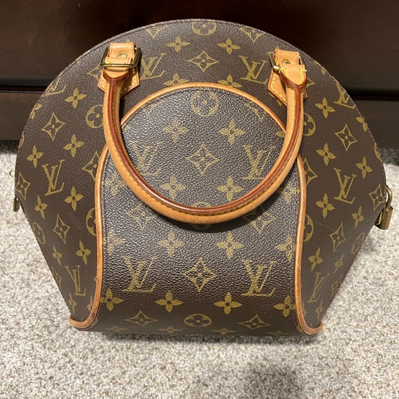 Louis Vuitton Handbags - LV Ellipse Handbag